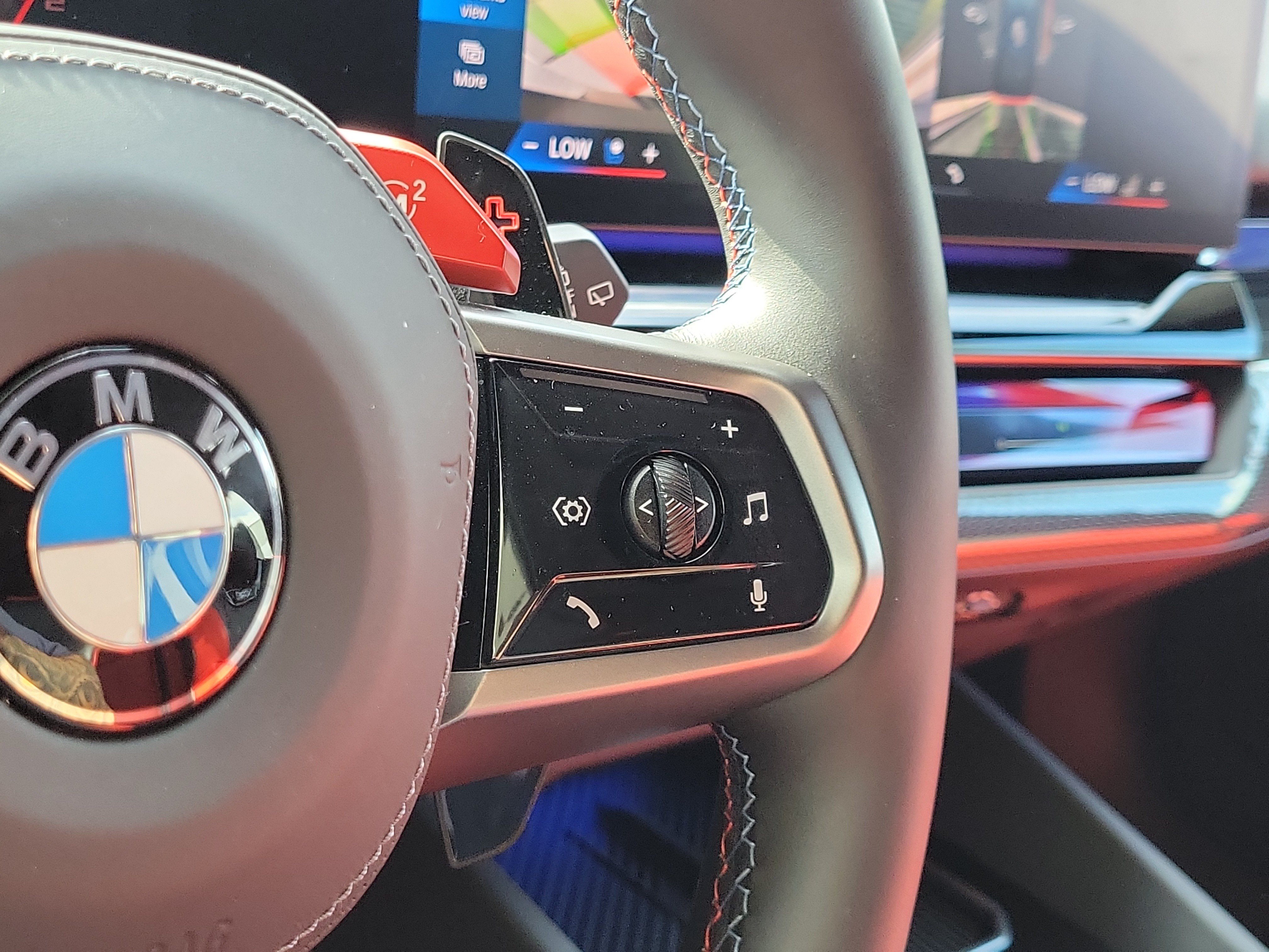 Used 2025 BMW M5 Touring AWD/4WD image 20