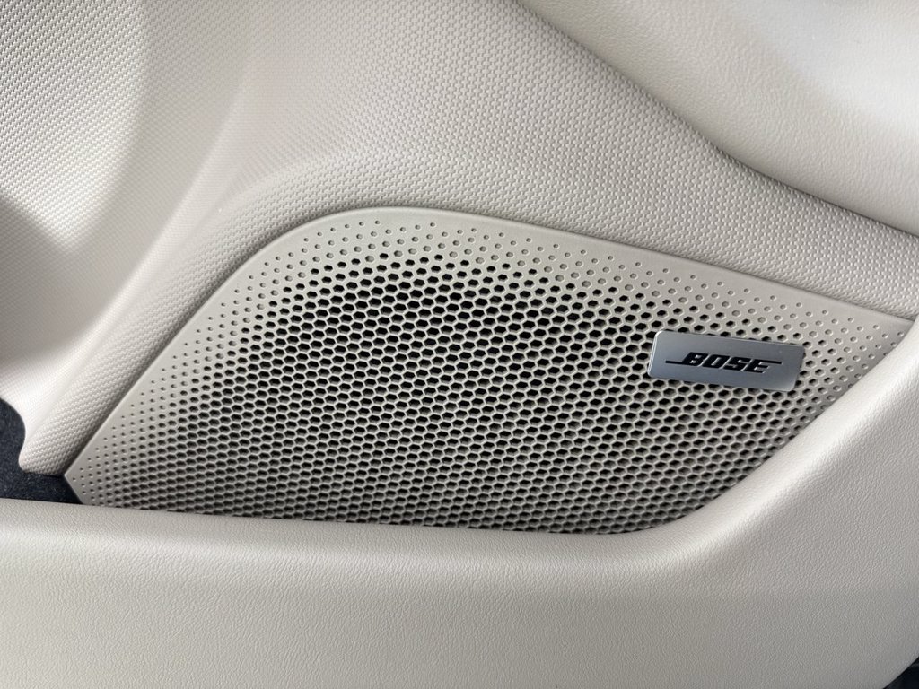 New 2026 Porsche Taycan AWD/4WD image 33