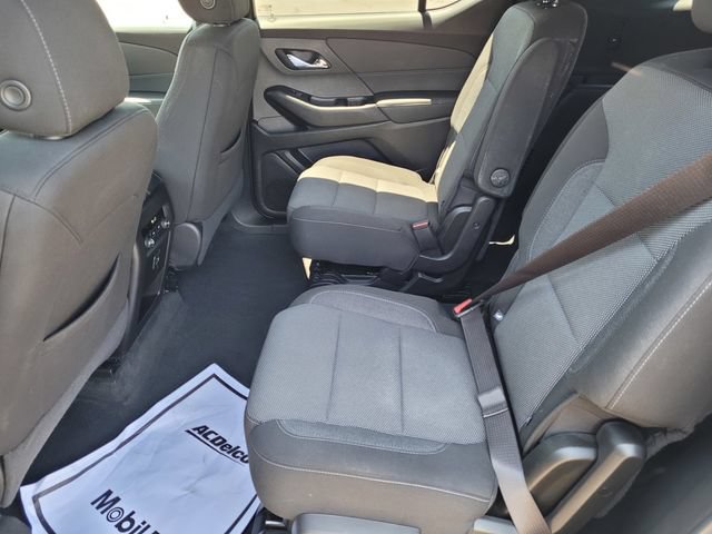 Used 2023 Chevrolet Traverse LT w/ LPO, Cargo Package AWD/4WD image 8