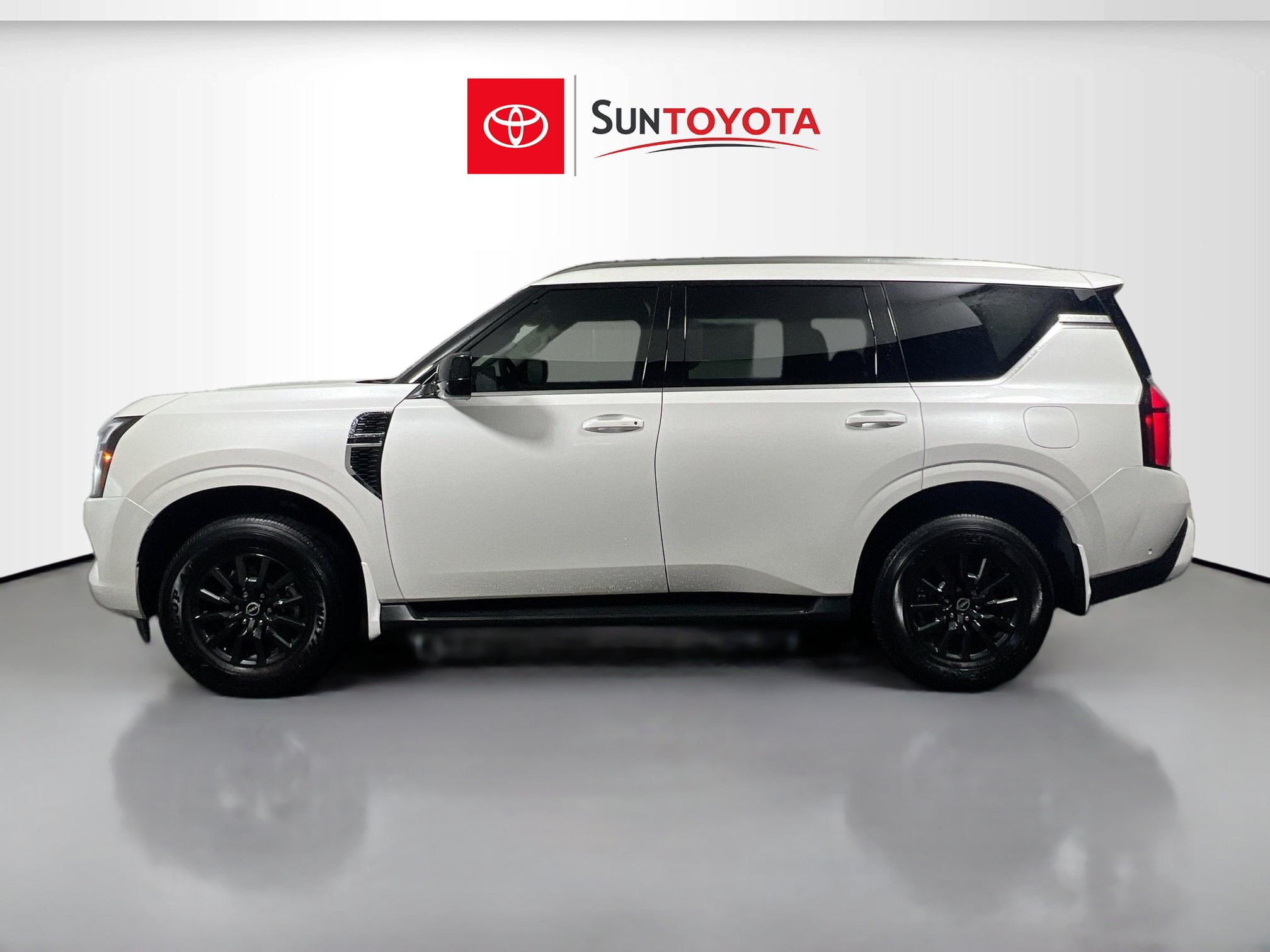 Used 2026 Nissan Armada SV AWD/4WD image 7