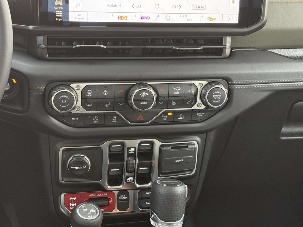 New 2026 Jeep Gladiator Mojave AWD/4WD image 20
