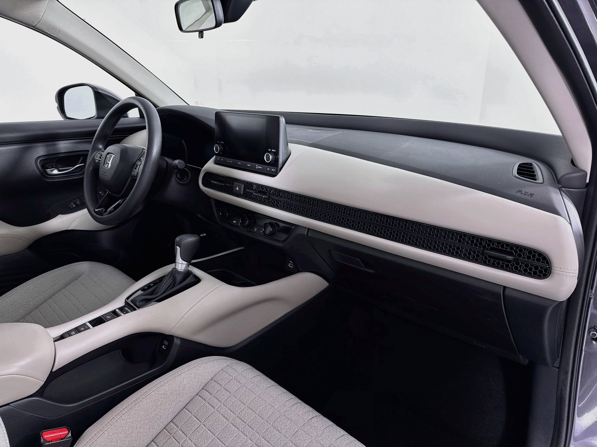 Certified 2024 Honda HR-V LX image 26