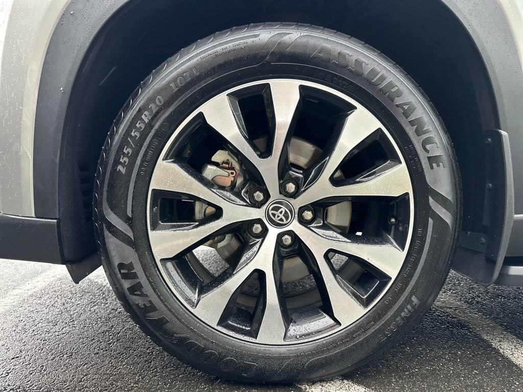 Used 2024 Toyota Grand Highlander AWD Hybrid image 30