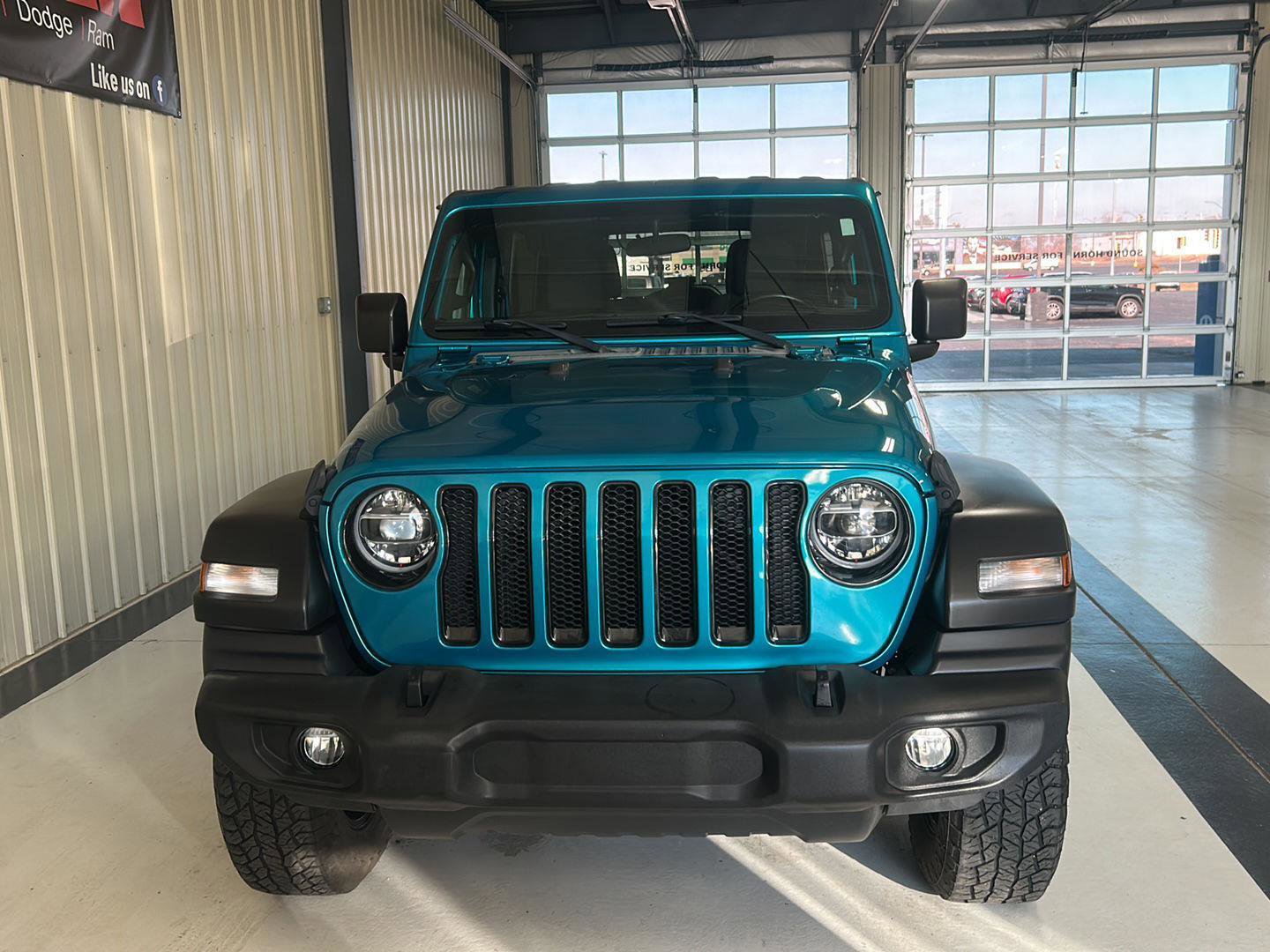 Used 2020 Jeep Wrangler Unlimited Sport image 7