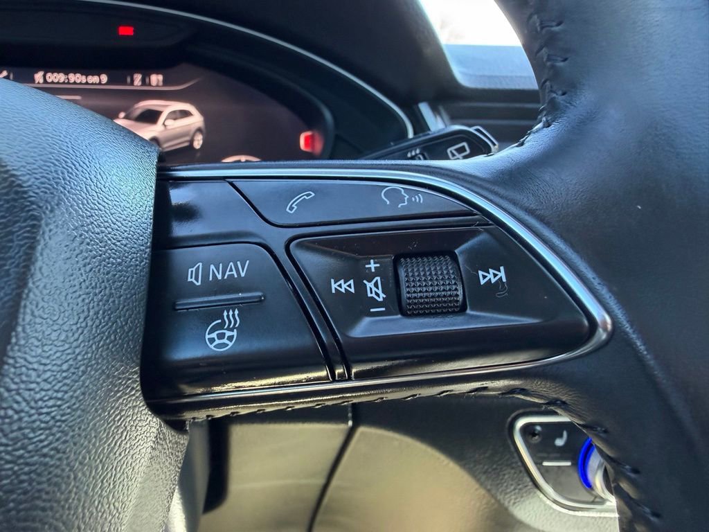Used 2018 Audi Q5 2.0T Premium Plus w/ Premium Plus Package image 17