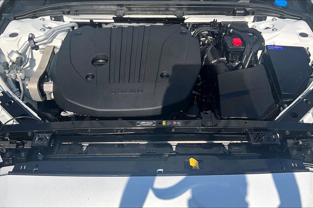 Used 2024 Volvo S60 B5 Plus image 13