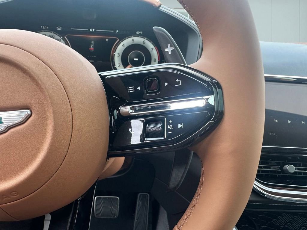 New 2026 Aston Martin DBX 707 image 20