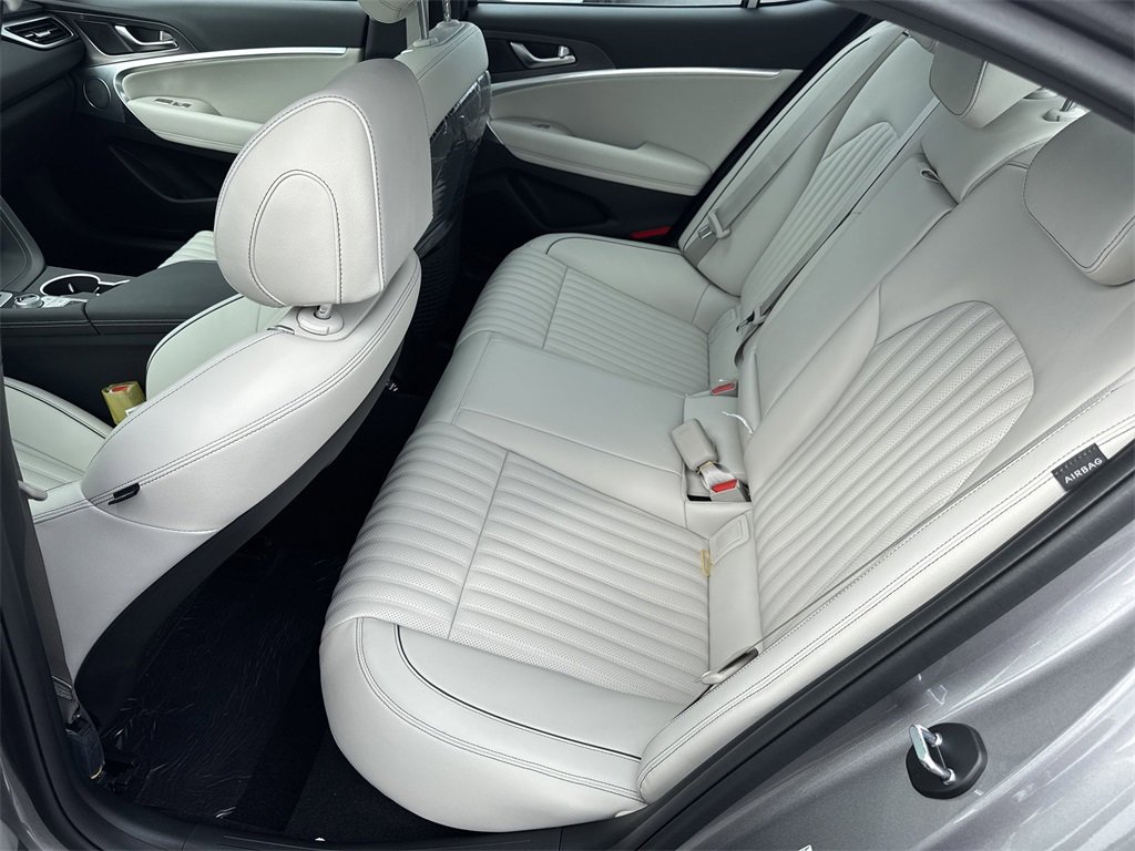 New 2025 Genesis G70 2.5T w/ Sport Prestige Package image 23