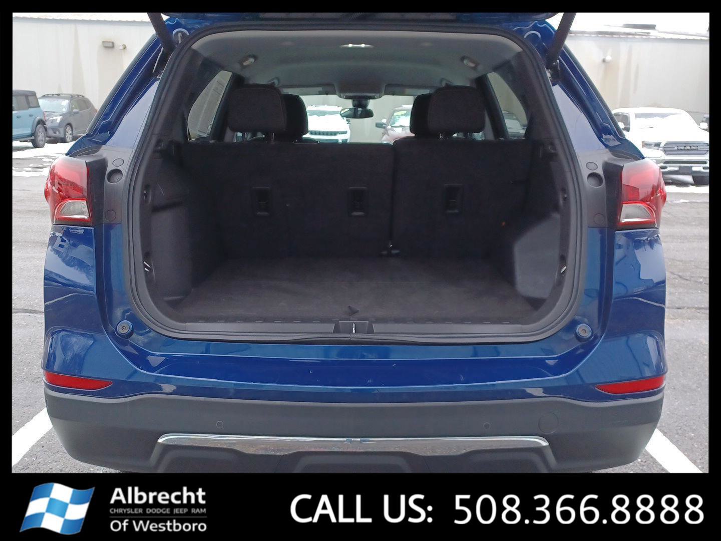 Used 2023 Chevrolet Equinox LT image 13
