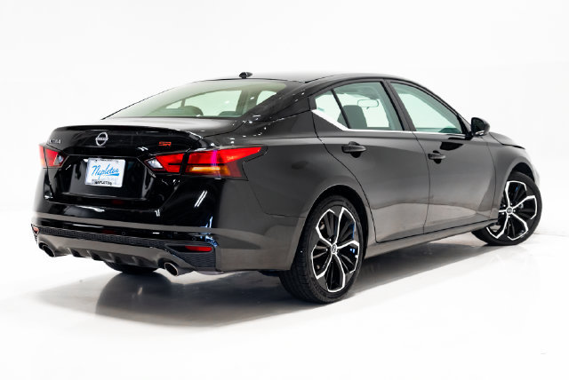 Used 2025 Nissan Altima 2.5 SR FWD image 33