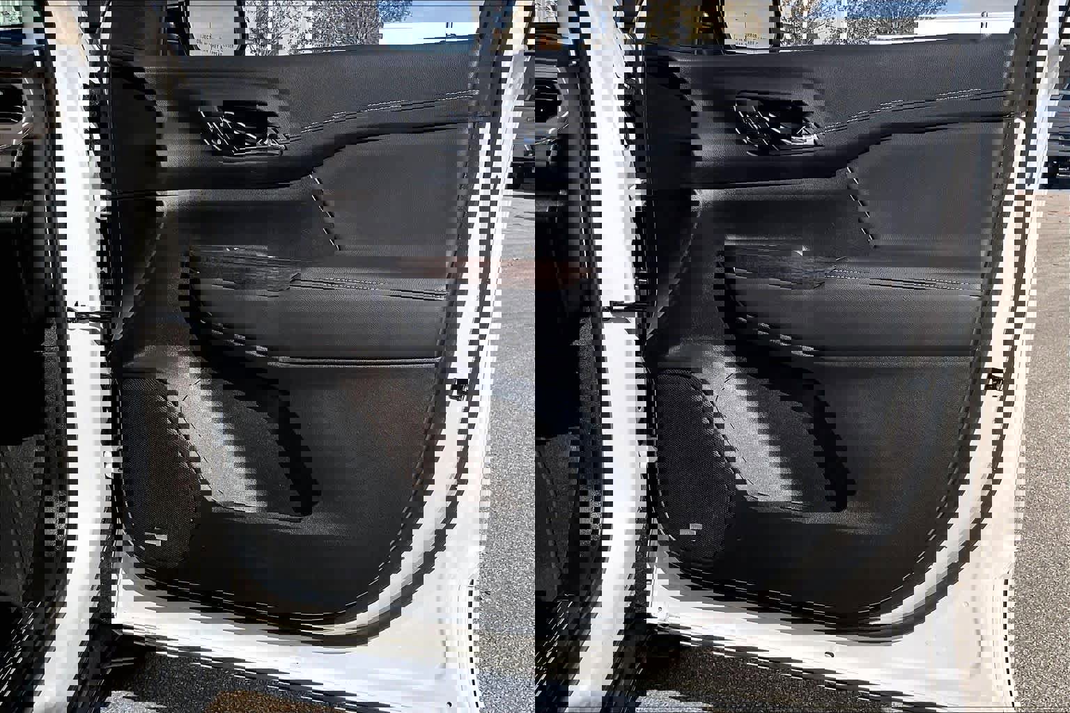 Certified 2023 GMC Acadia Denali w/ Denali Ultimate Package image 22