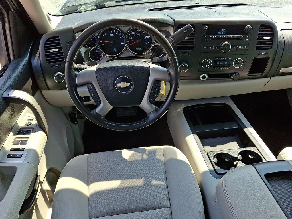 Used 2008 Chevrolet Silverado 2500 LT AWD/4WD image 11