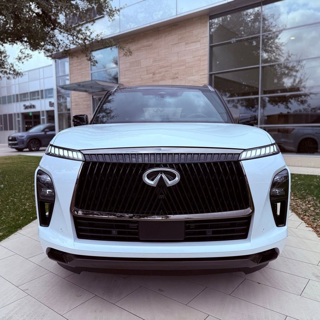 Certified 2026 INFINITI QX80 Autograph w/ Premium Cargo Package image 3