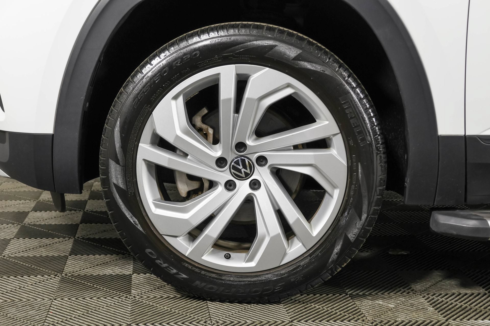 Used 2021 Volkswagen Atlas SE AWD/4WD image 22