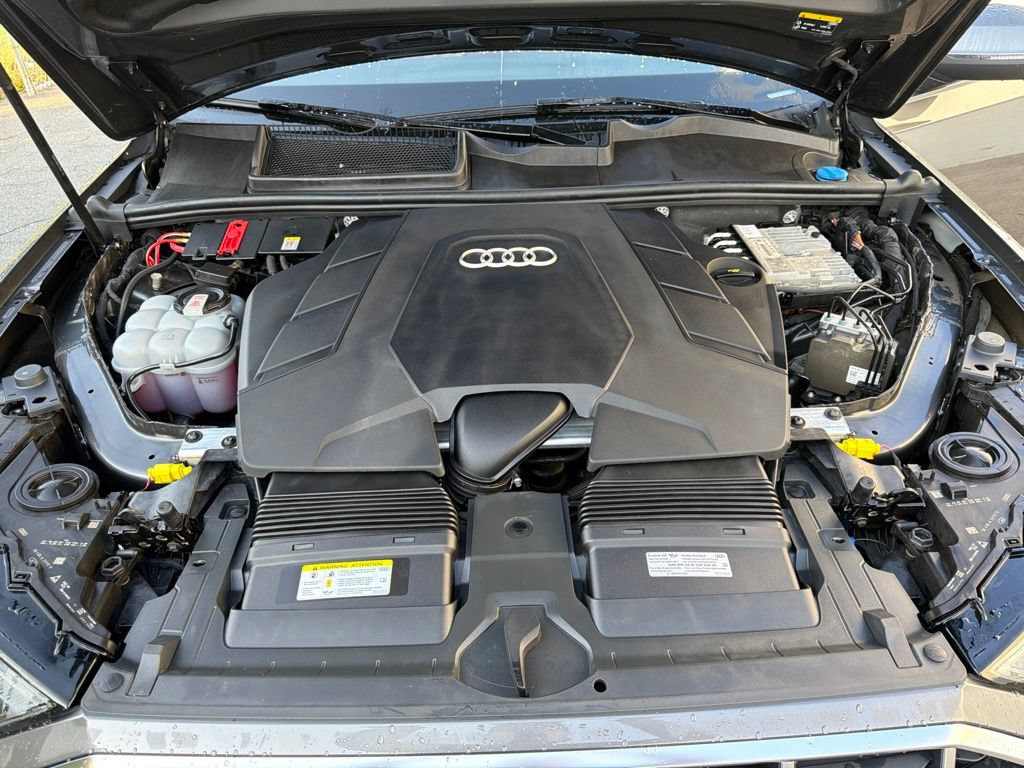 Used 2021 Audi Q7 3.0T Premium Plus w/ Premium Plus Package AWD/4WD image 43