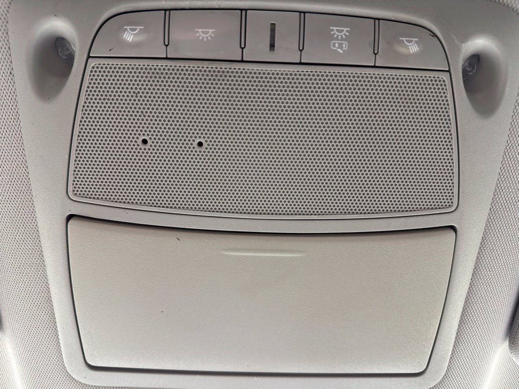 Used 2019 Nissan Pathfinder SV w/ SV All Weather Package FWD image 17