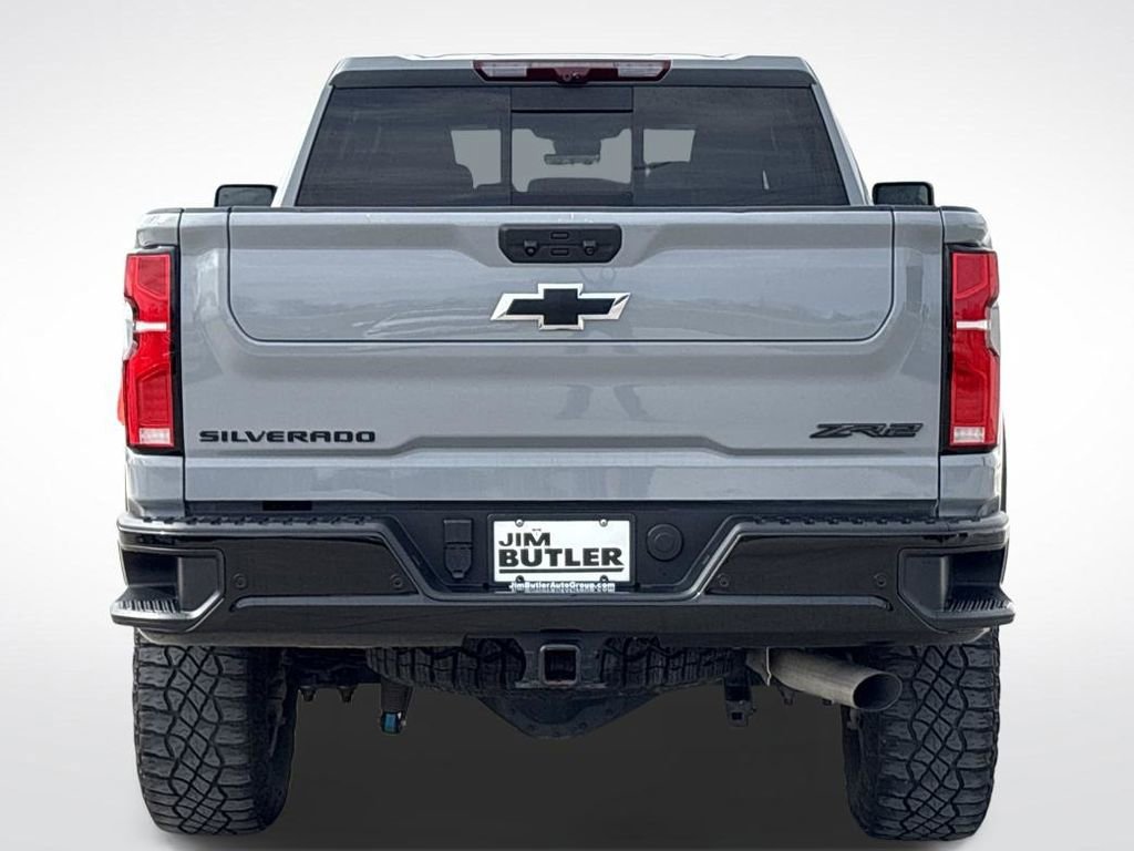 Used 2024 Chevrolet Silverado 2500 ZR2 w/ Technology Package image 6
