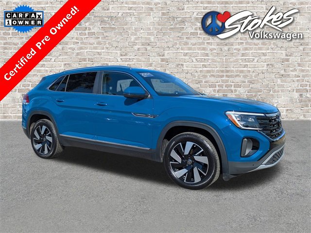 Certified 2025 Volkswagen Atlas Cross Sport SEL image 2