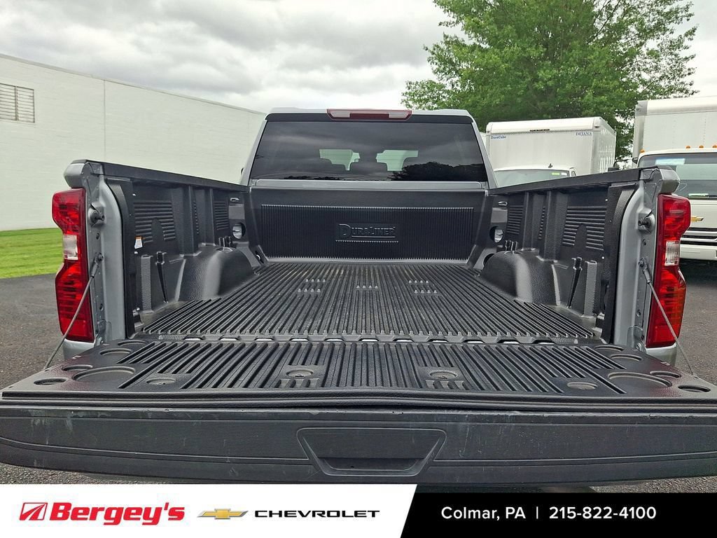 Used 2025 Chevrolet Silverado 2500 LT w/ Convenience Package AWD/4WD image 31