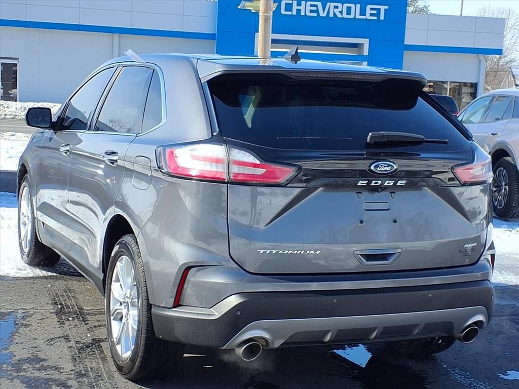 Used 2022 Ford Edge Titanium AWD/4WD image 2
