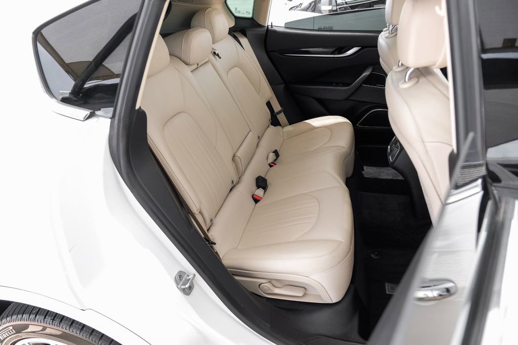 Used 2019 Maserati Levante image 40