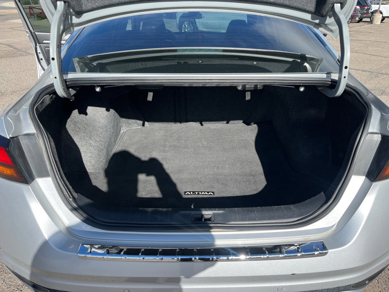 Used 2021 Nissan Altima 2.5 SV w/ SV Premium Package image 34