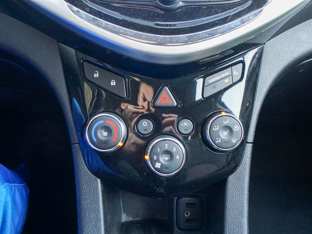 Used 2018 Chevrolet Sonic LT w/ Convenience Package image 23