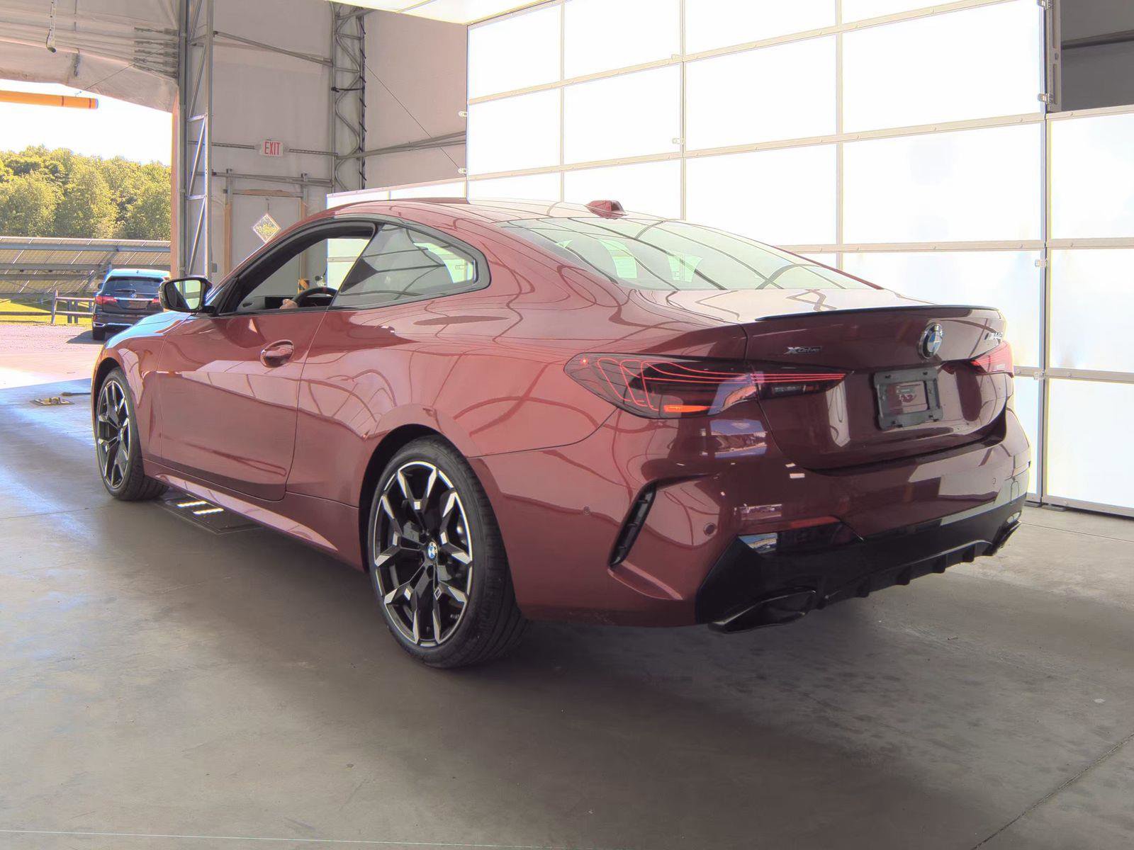 Used 2026 BMW 440i xDrive Coupe w/ Premium Package AWD/4WD image 4