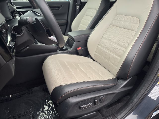 Used 2025 Honda CR-V Sport Touring image 5