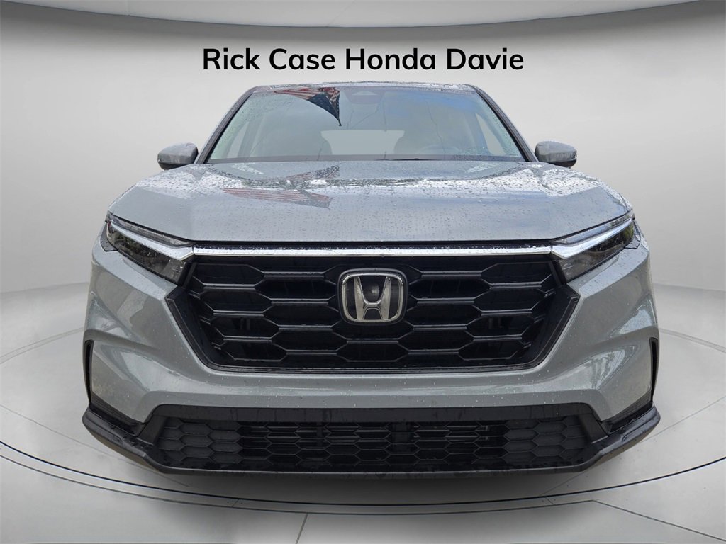 Used 2025 Honda CR-V LX image 5