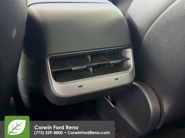 Used 2021 Tesla Model Y Long Range image 25