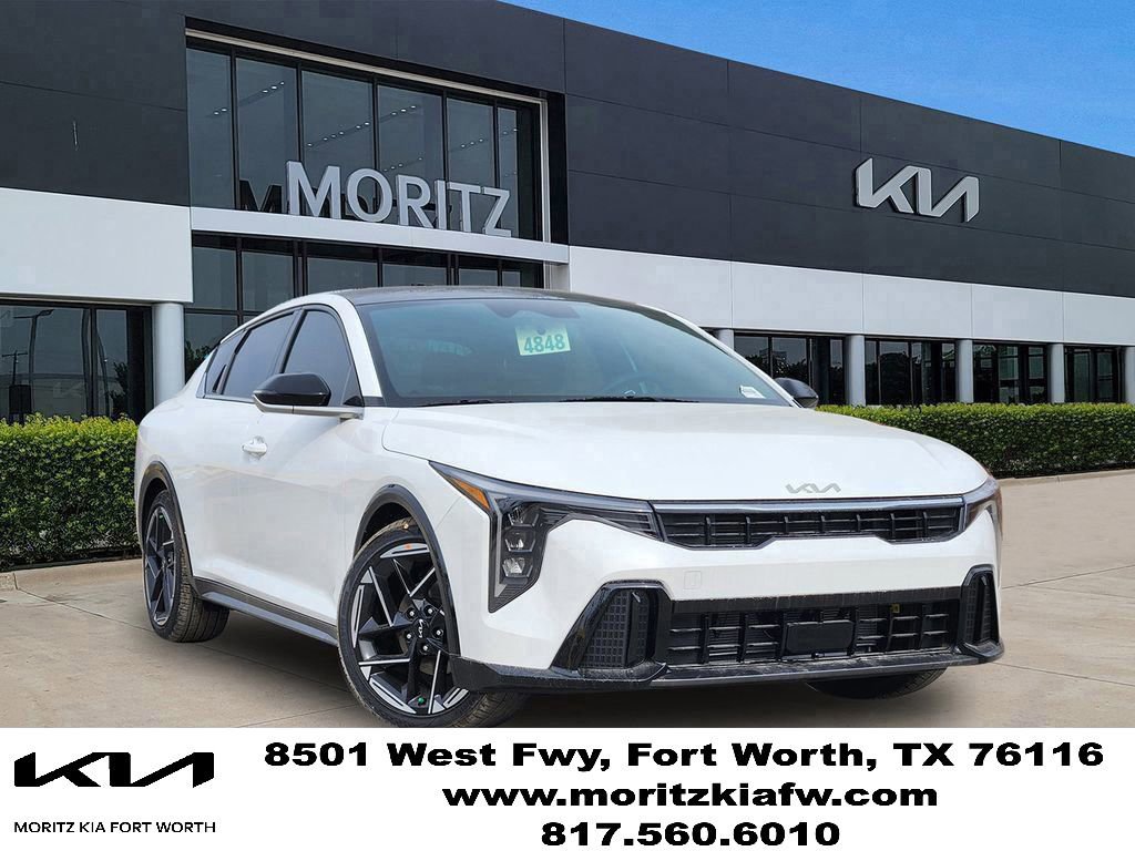 New 2025 Kia K4 GT-Line w/ GT-Line Sunroof Package
