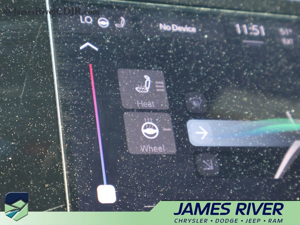 Used 2024 Jeep Grand Cherokee Altitude image 35