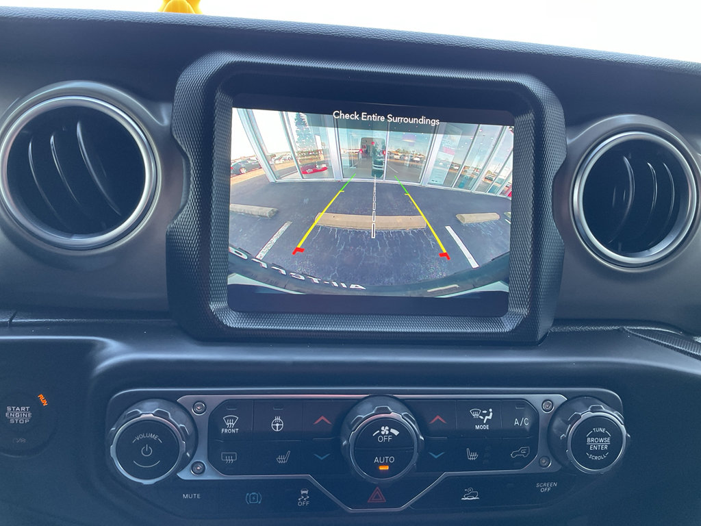 Used 2021 Jeep Wrangler Unlimited Rubicon 4xe w/ Steel Bumper Group image 16