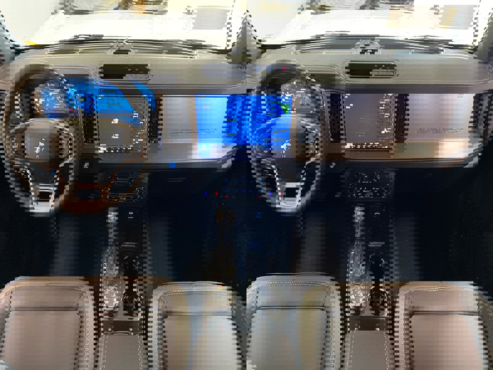 New 2025 Ford Bronco Outer Banks image 17