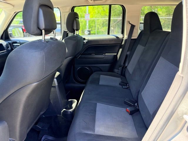 Used 2013 Jeep Patriot Latitude w/ Sun/Sound Group FWD image 20