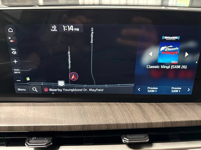 Used 2023 Kia Telluride EX w/ EX Captain's Chair Package AWD/4WD image 11