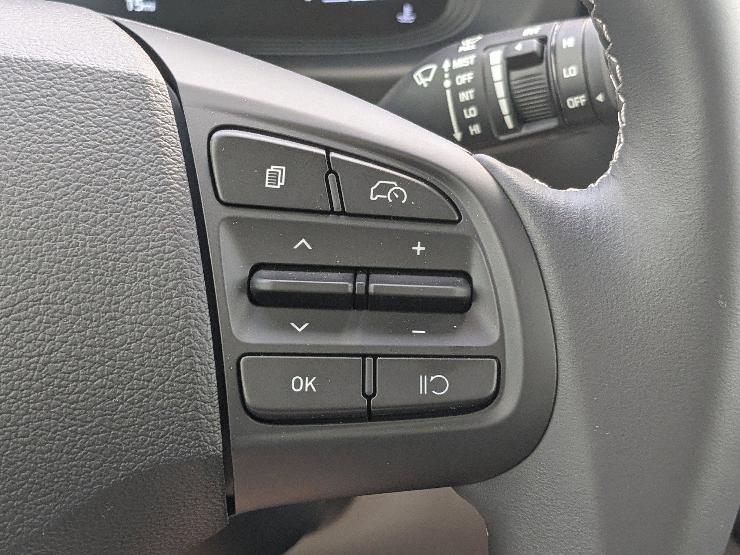 New 2026 Hyundai Venue SEL image 31