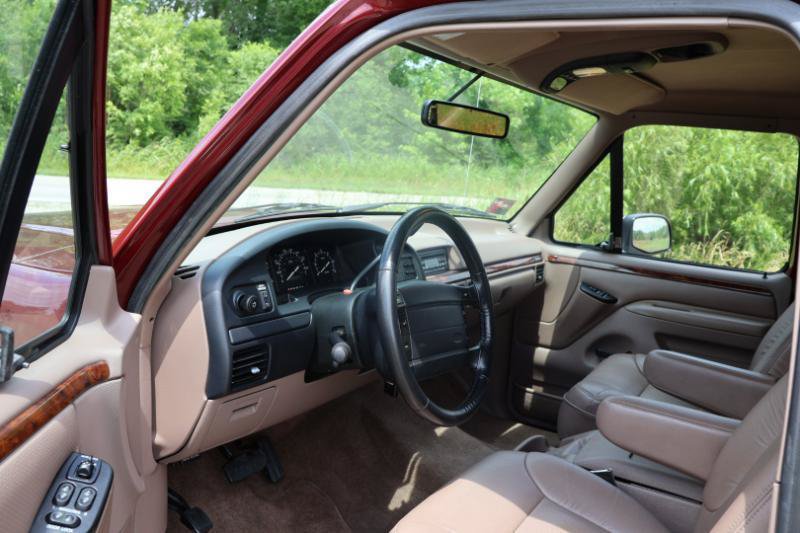 Used 1996 Ford Bronco Eddie Bauer AWD/4WD image 12