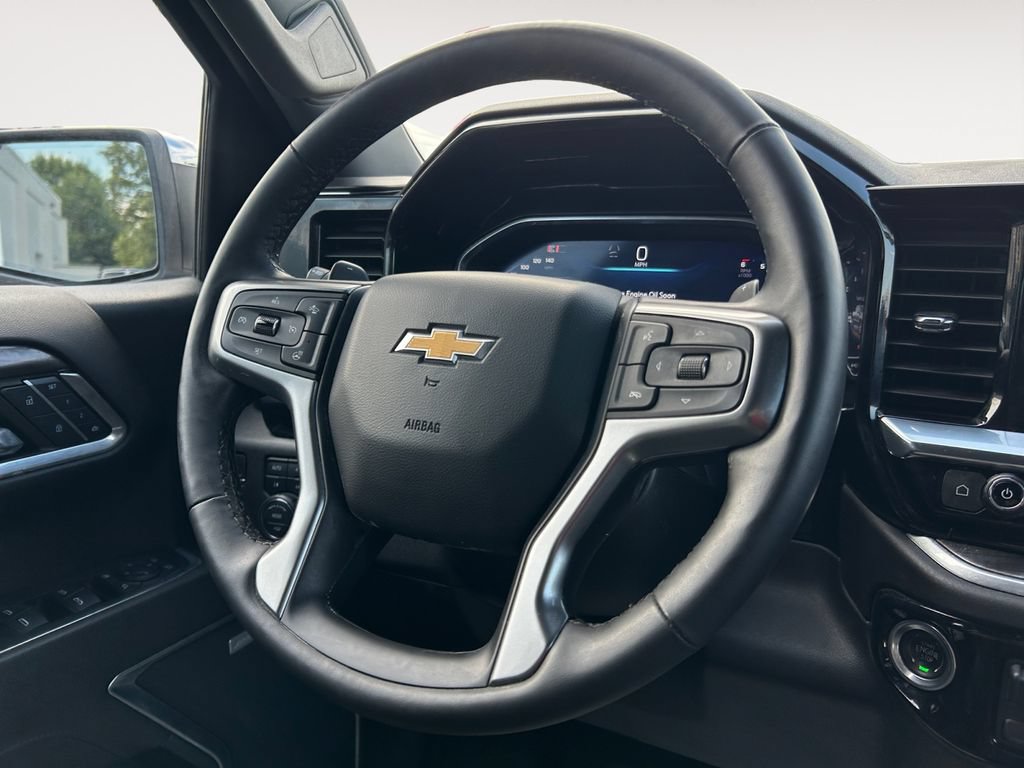 Used 2024 Chevrolet Silverado 1500 LTZ AWD/4WD image 12