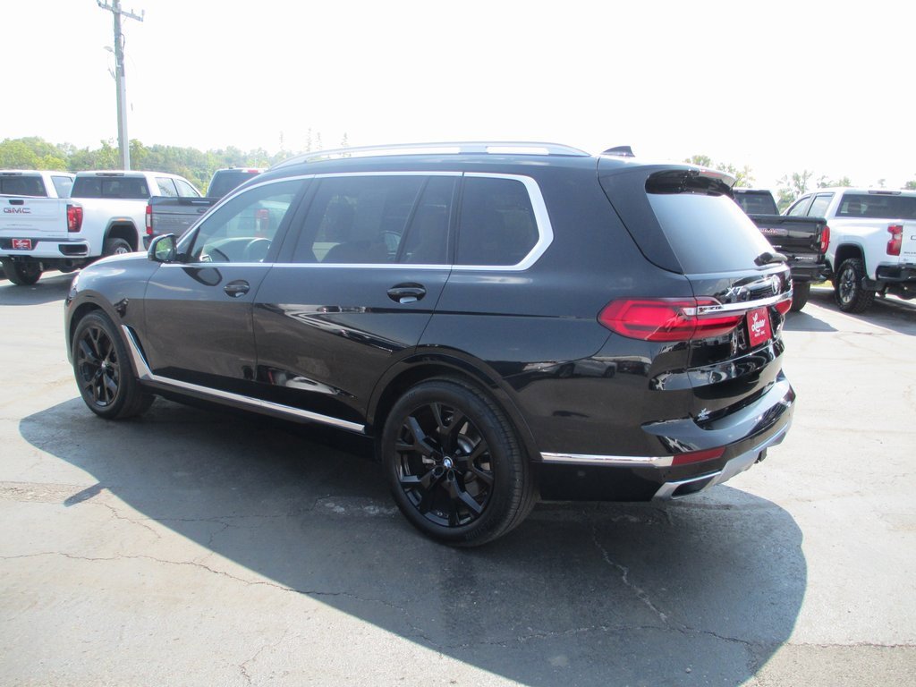 Used 2022 BMW X7 xDrive40i w/ Premium Package image 7