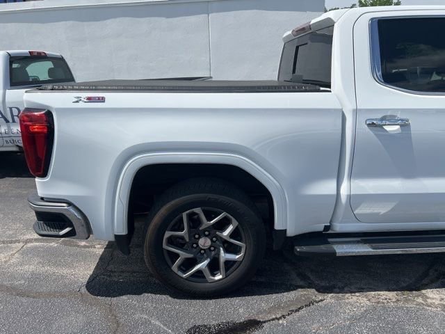 Used 2024 GMC Sierra 1500 SLT w/ SLT Premium Plus Package AWD/4WD image 4