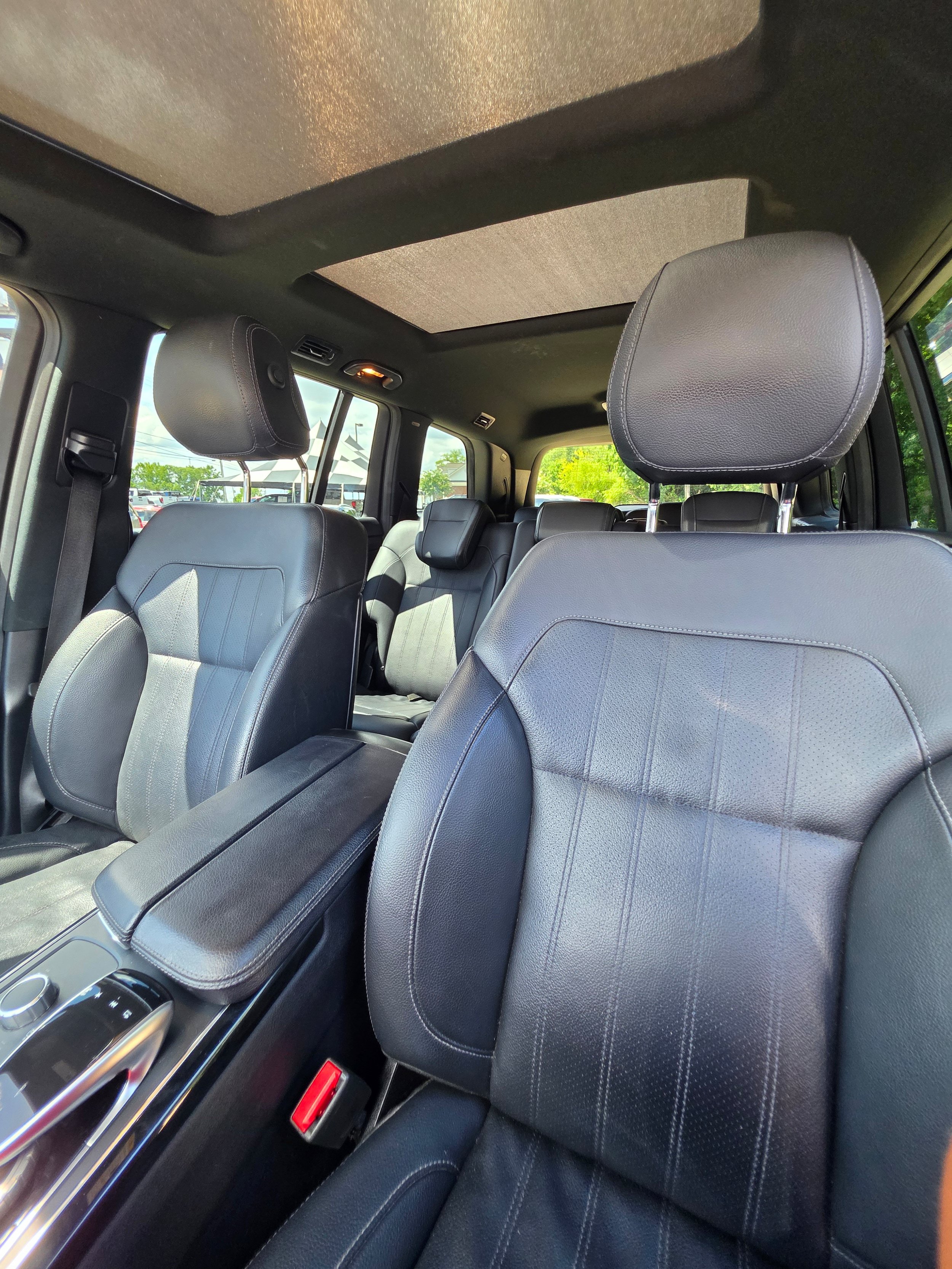 Used 2019 Mercedes-Benz GLS 450 4MATIC image 22