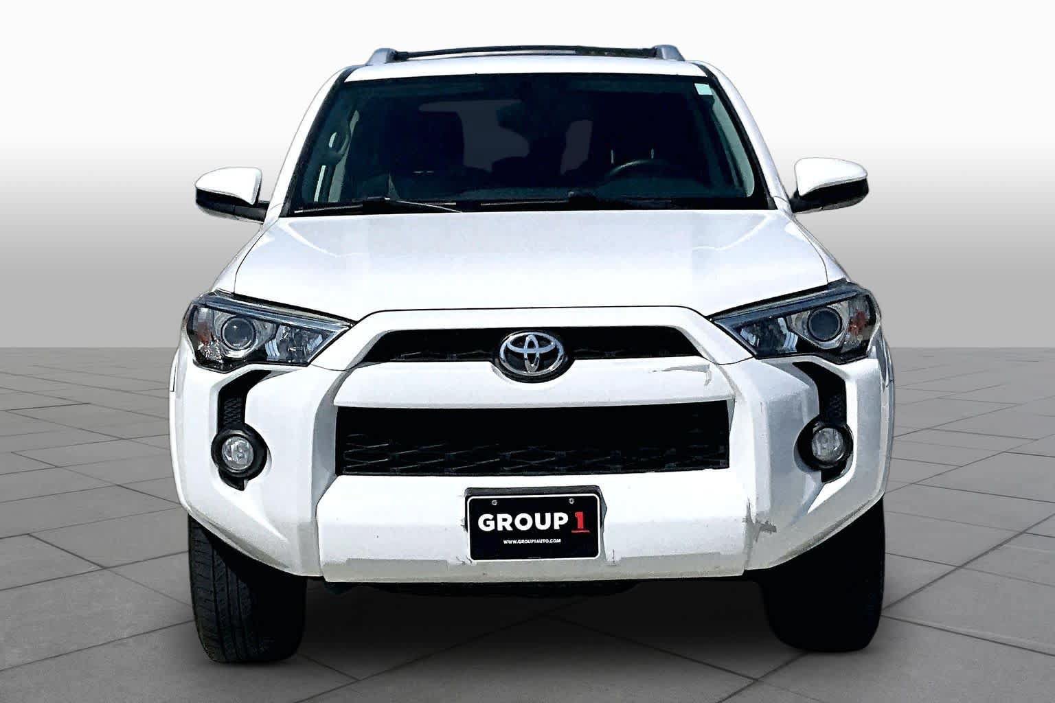 Used 2017 Toyota 4Runner SR5 RWD image 4