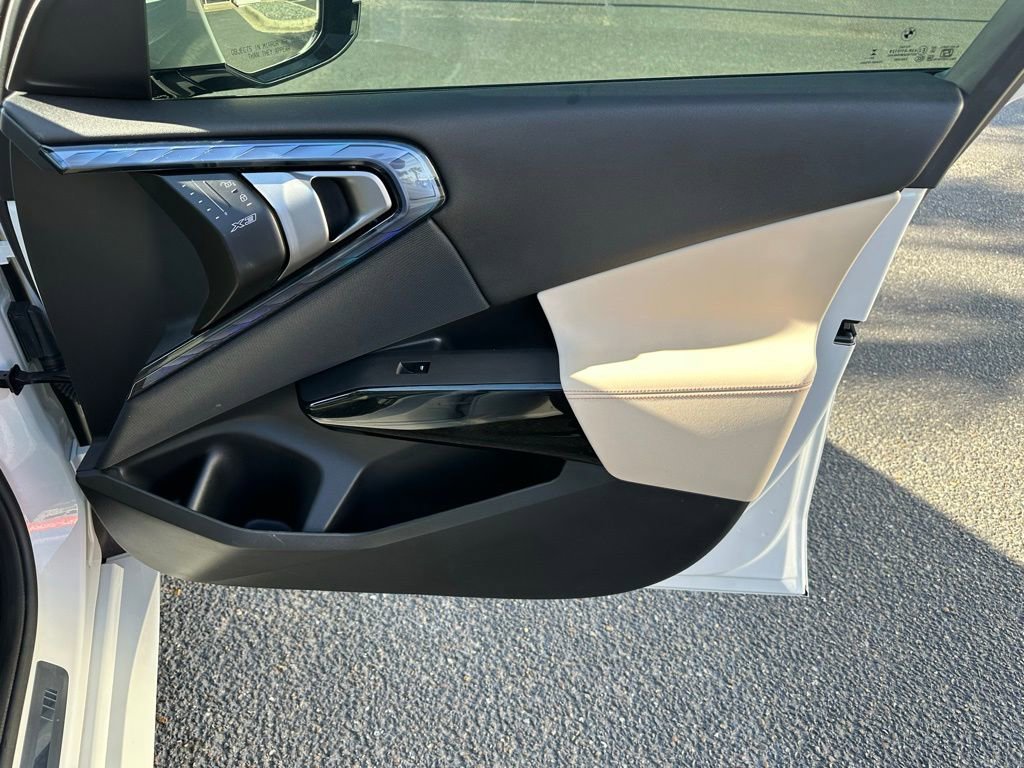 Used 2026 BMW X3 xDrive30 w/ M Sport Package image 22