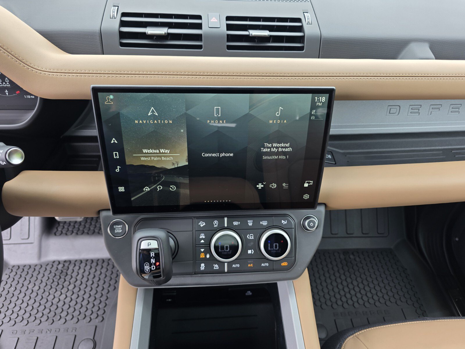 New 2026 Land Rover Defender 130 V8 AWD/4WD image 18