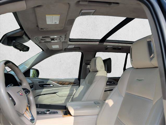 Used 2021 Cadillac Escalade Premium Luxury Platinum AWD/4WD image 11