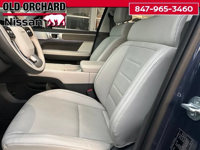 Used 2025 Hyundai Santa Fe Calligraphy AWD/4WD image 10
