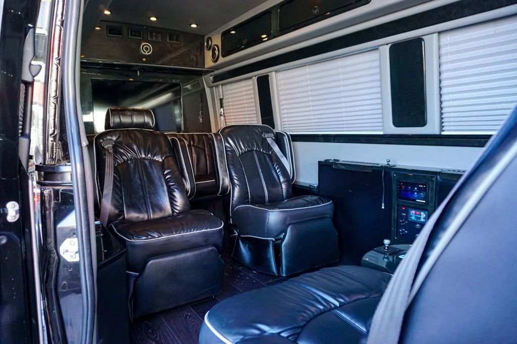 Used 2014 Mercedes-Benz Sprinter 2500 image 31