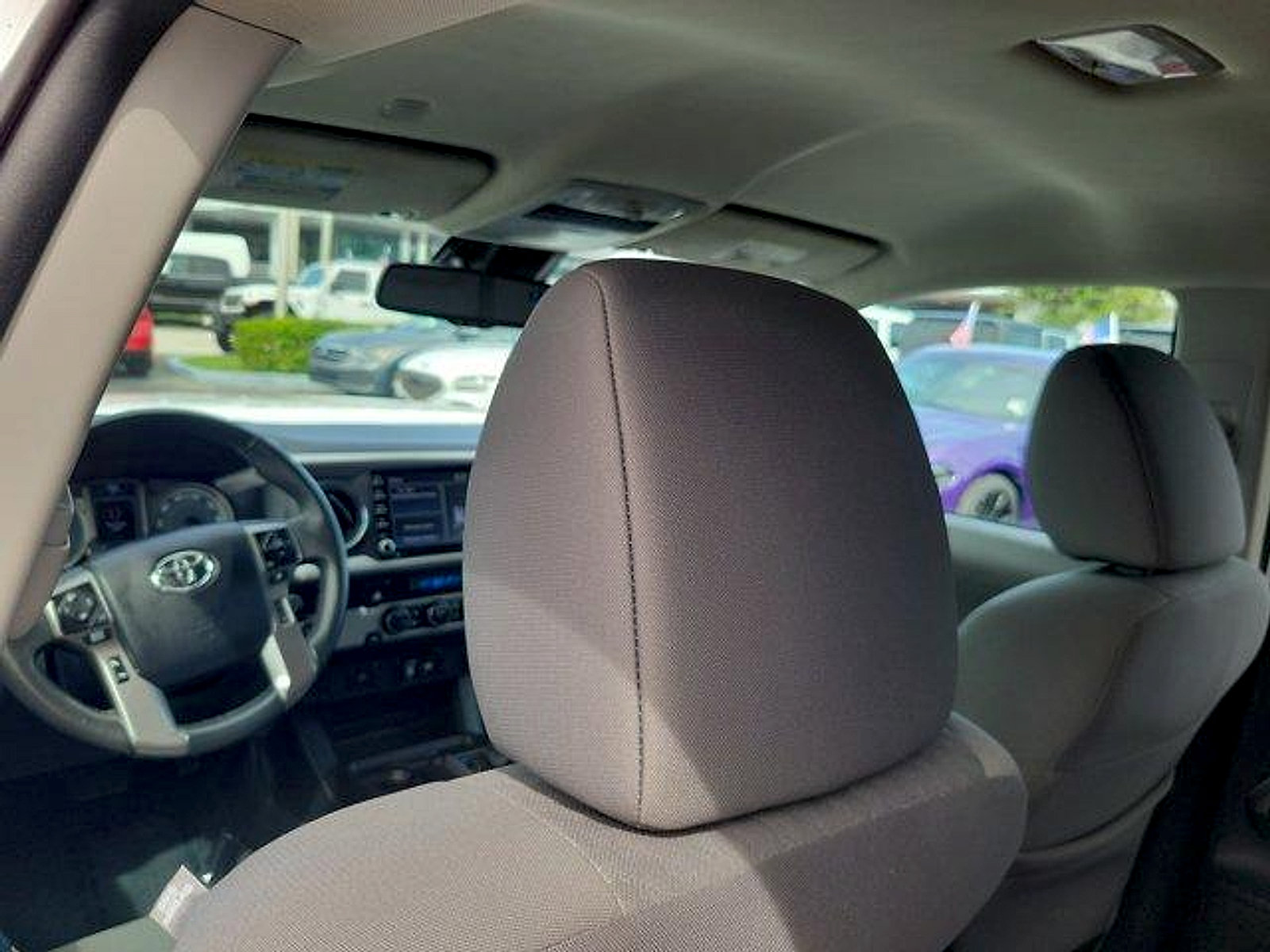 Used 2023 Toyota Tacoma SR5 RWD image 13